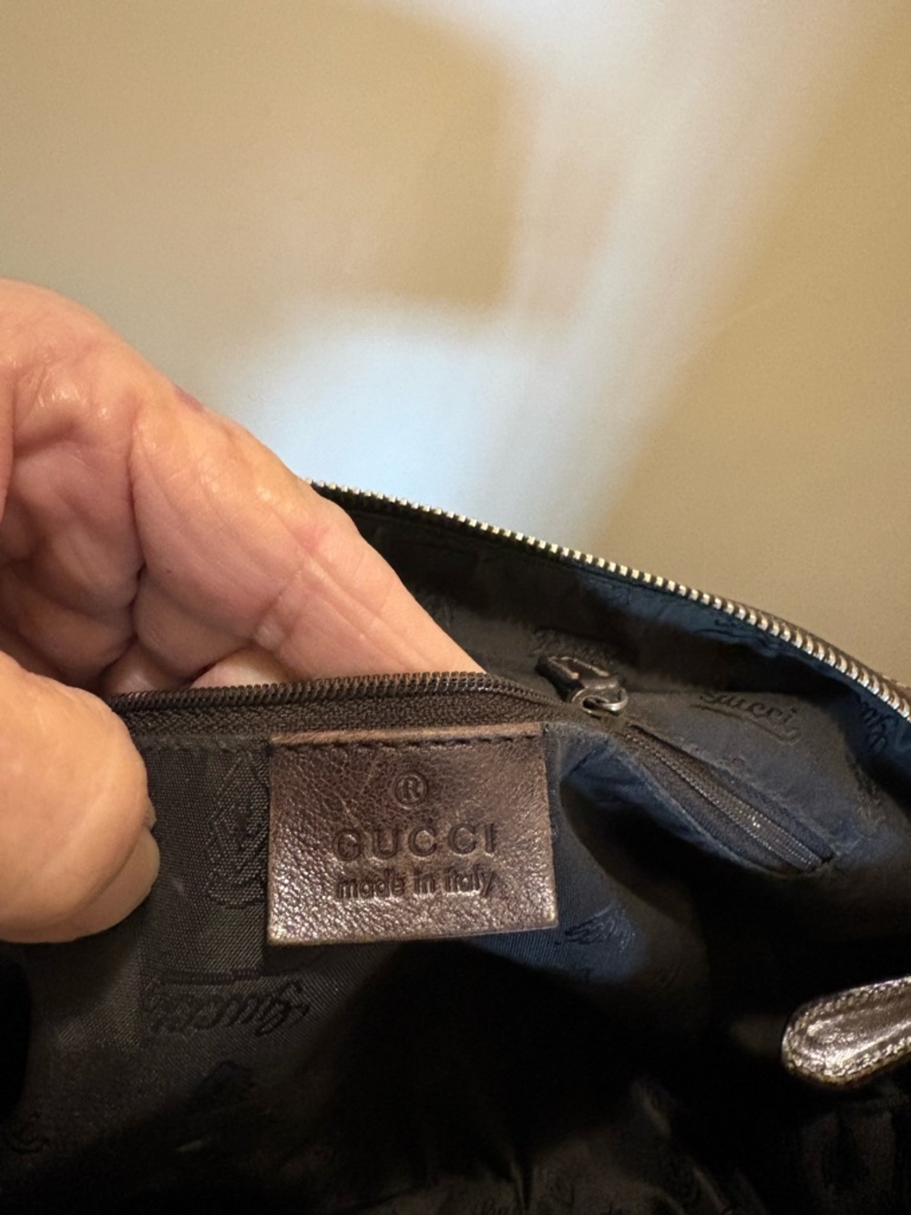 Gucci Brown Monogram Satchel with Gold Bow Accent. Authentic, Vintage Beautiful! - Picture 12 of 16